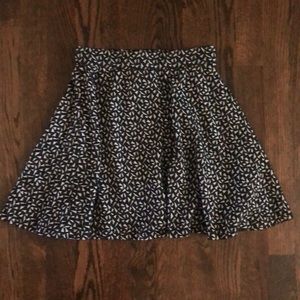 Black and white printed skirt